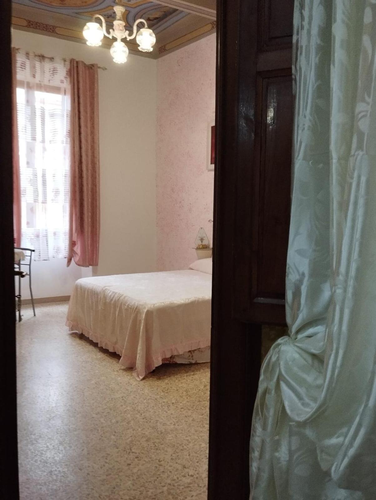 The Family House Otel Livorno Dış mekan fotoğraf